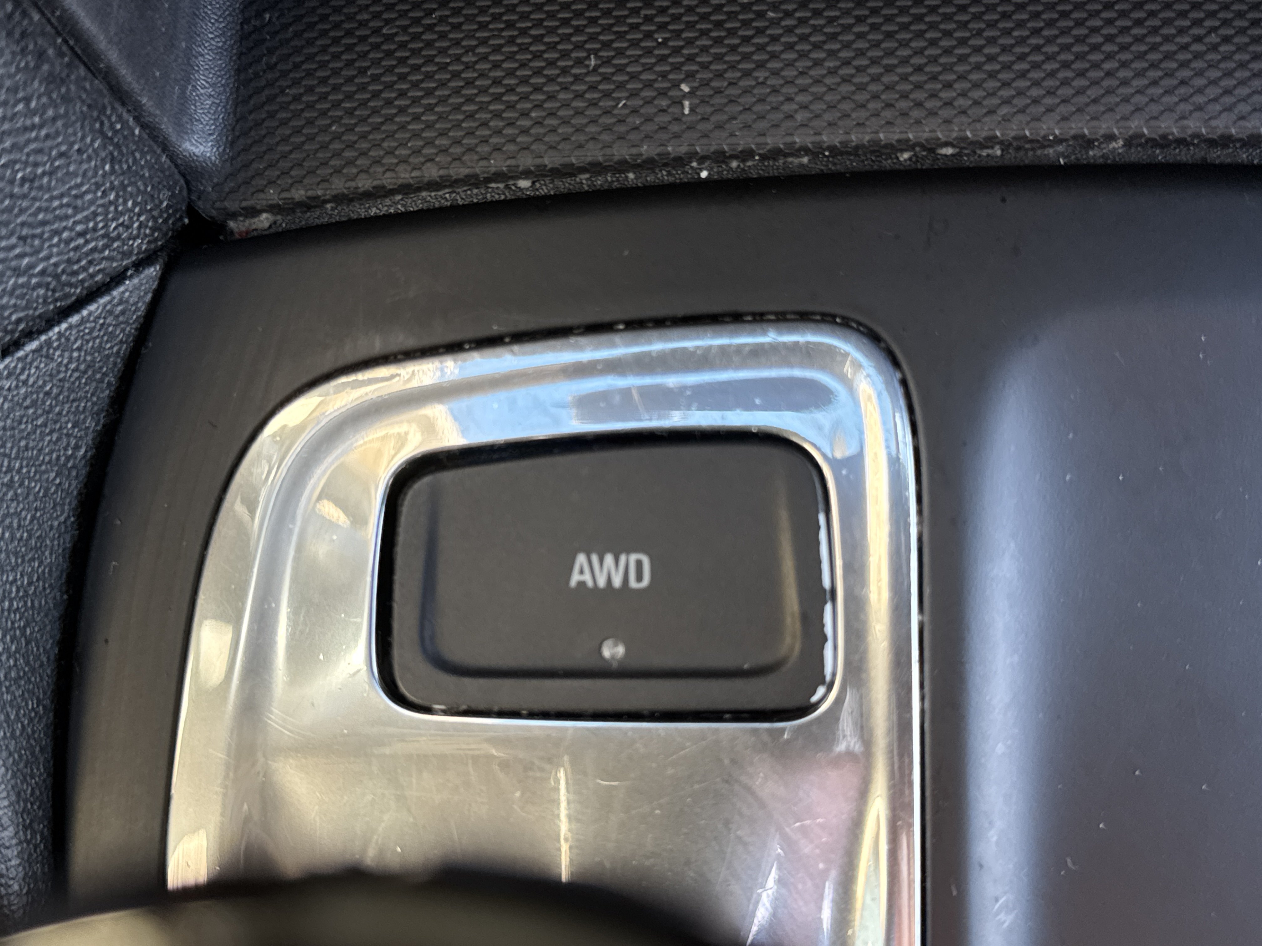 Used 2019 Chevrolet Equinox LT AWD/4WD image 14
