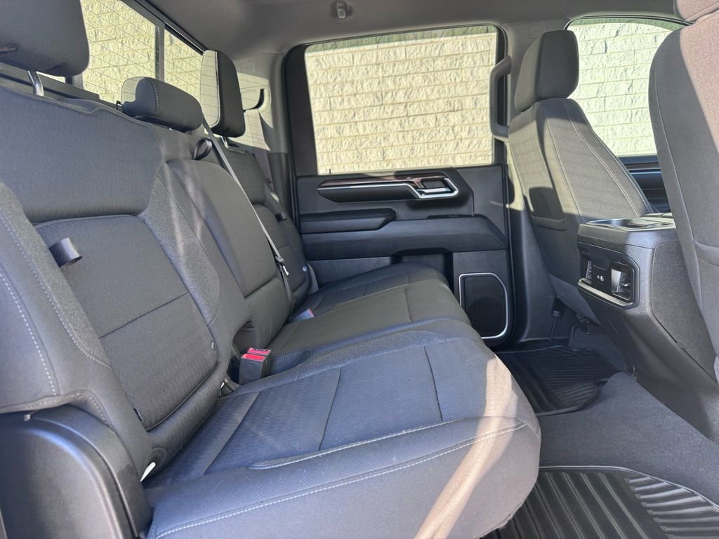 Used 2024 Chevrolet Silverado 3500 LT w/ Z71 Sport Edition image 18