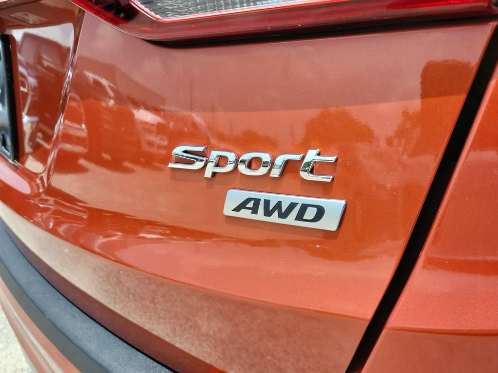 Used 2017 Hyundai Santa Fe Sport AWD/4WD image 6