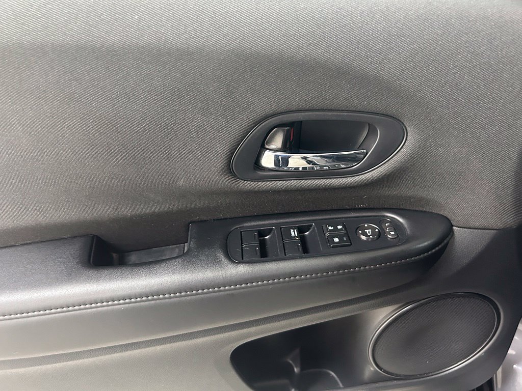 Certified 2022 Honda HR-V Sport image 17