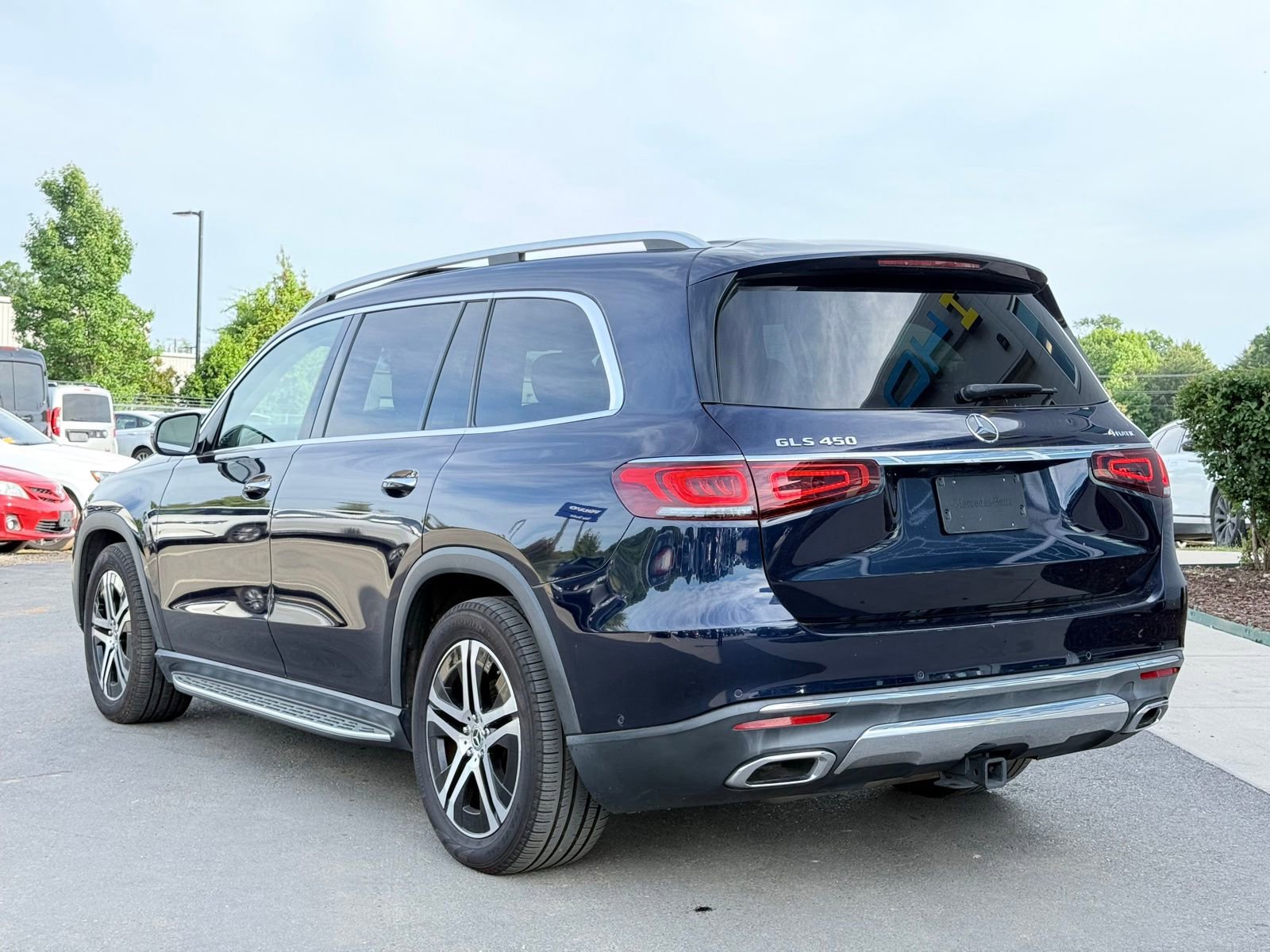 Used 2021 Mercedes-Benz GLS 450 4MATIC image 11