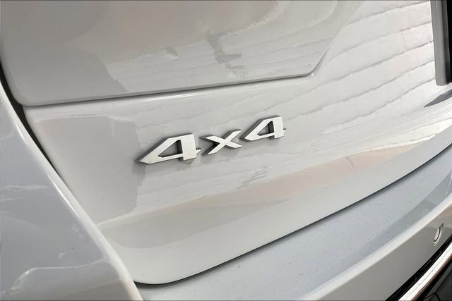 New 2025 Jeep Grand Cherokee Laredo X w/ Luxury Tech Group I image 13