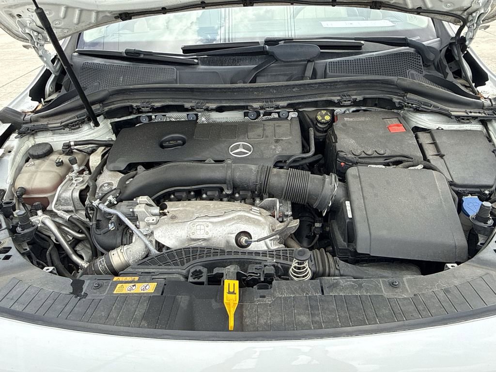 Used 2022 Mercedes-Benz GLA 250 4MATIC image 14