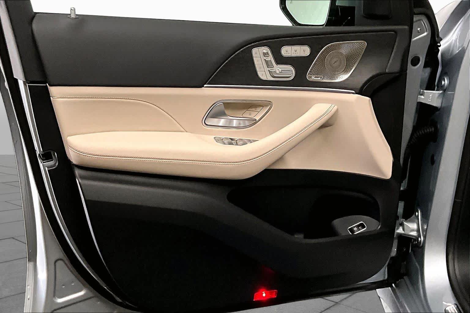 New 2027 Mercedes-Benz GLS 450 4MATIC image 12