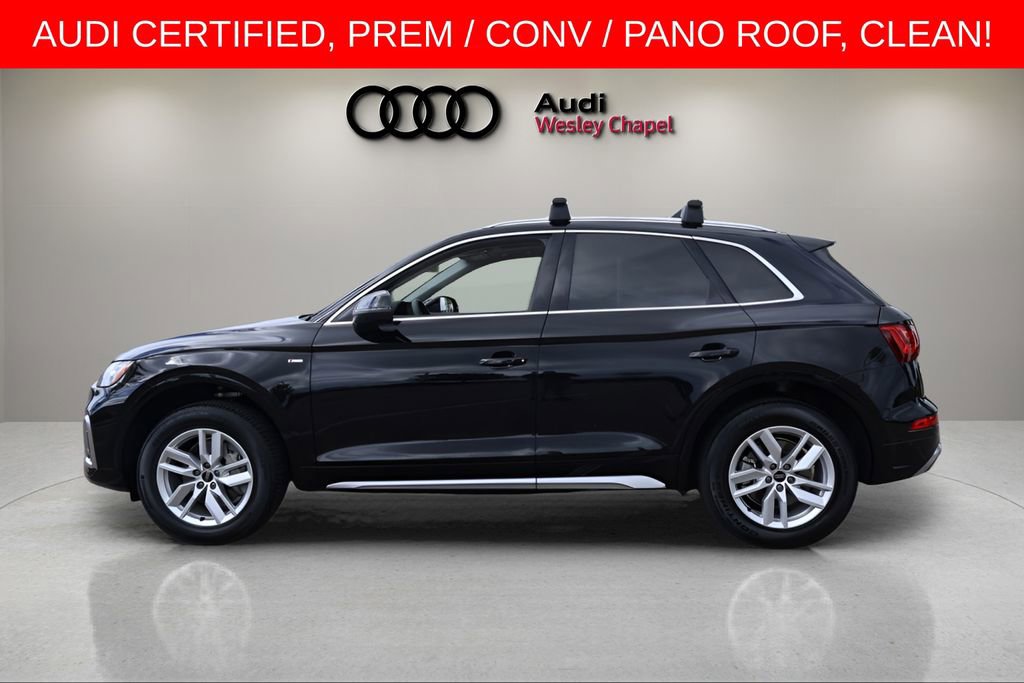 Used 2023 Audi Q5 2.0T Premium w/ Convenience Package AWD/4WD image 2