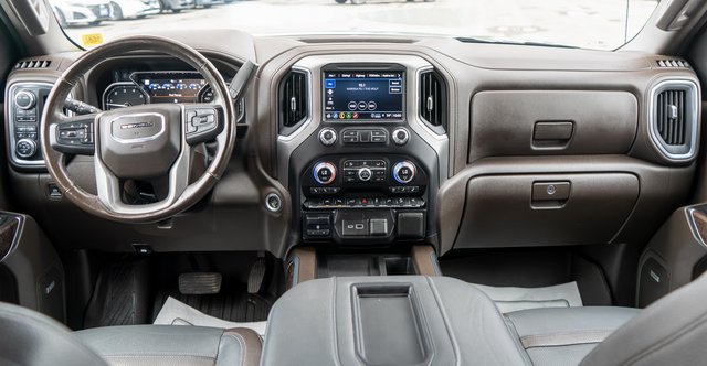 Used 2022 GMC Sierra 1500 Denali w/ Denali Reserve Package AWD/4WD image 18