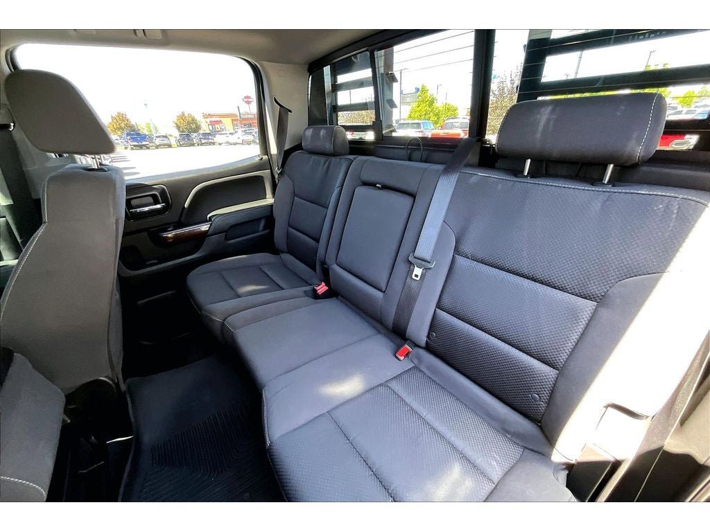 Used 2019 GMC Sierra 2500 SLE w/ SLE Preferred Package AWD/4WD image 28