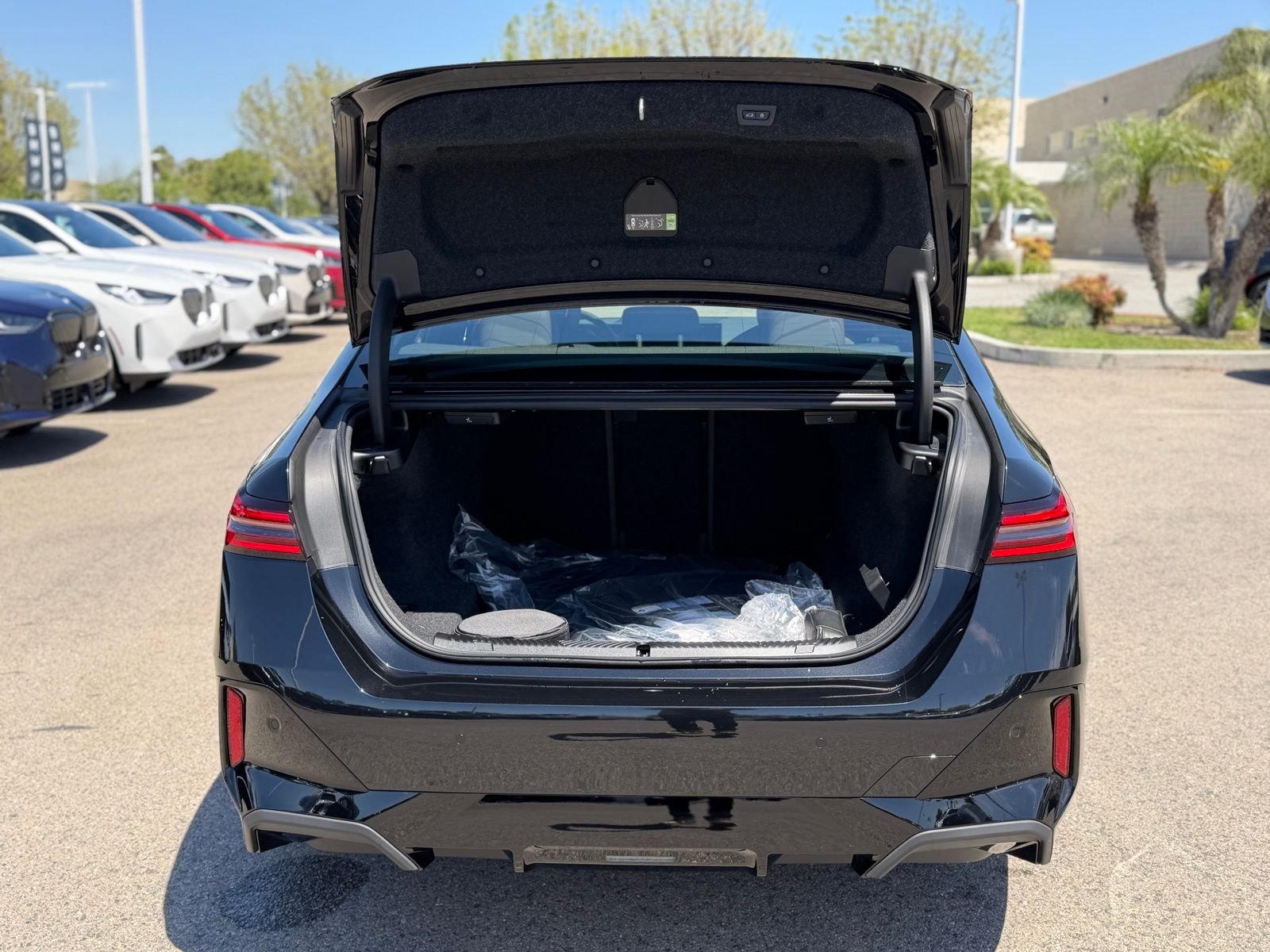 New 2026 BMW 530i RWD image 15