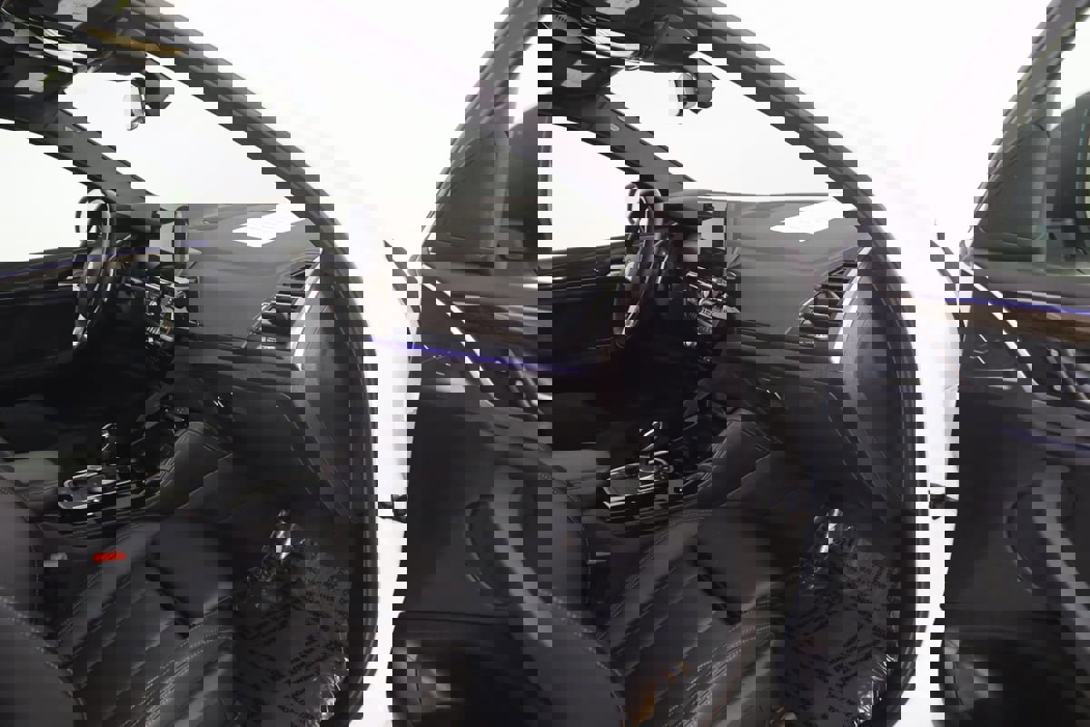 Used 2022 BMW X4 xDrive30i w/ Convenience Package image 47