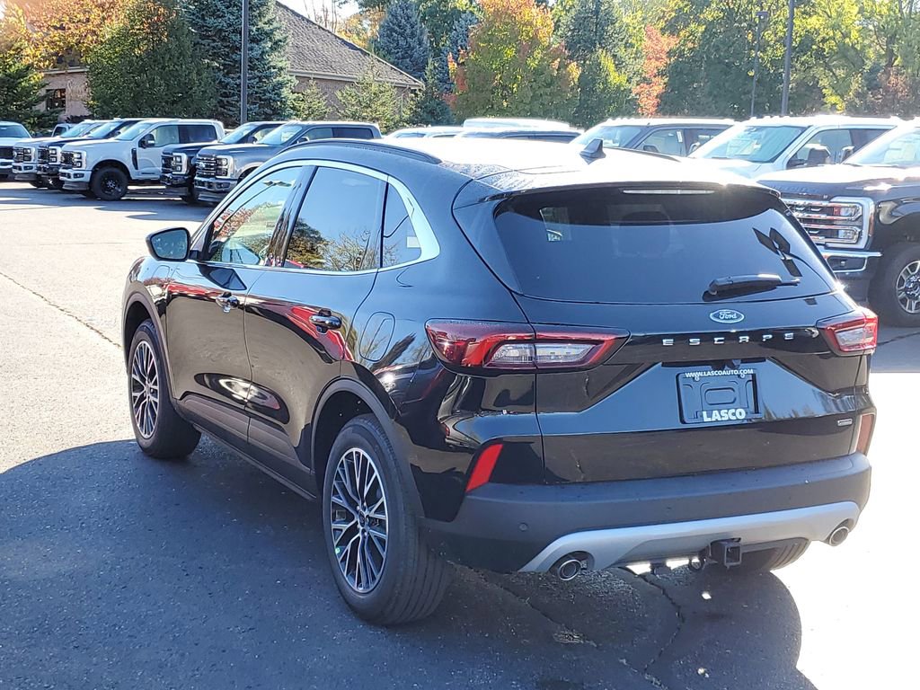 New 2026 Ford Escape SE w/ PHEV Premium Package image 6