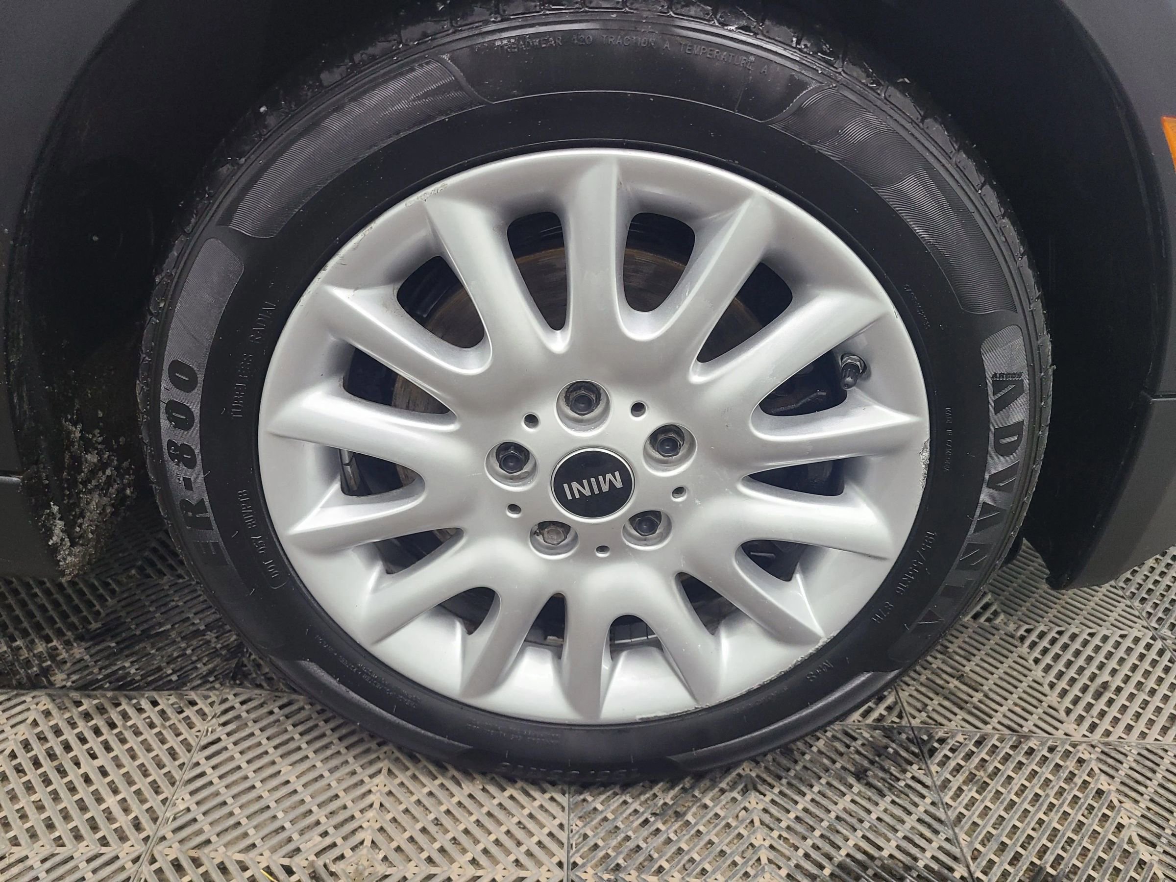 Used 2015 MINI Cooper S image 15