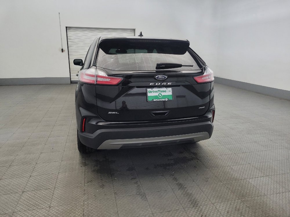 Used 2024 Ford Edge SEL image 6