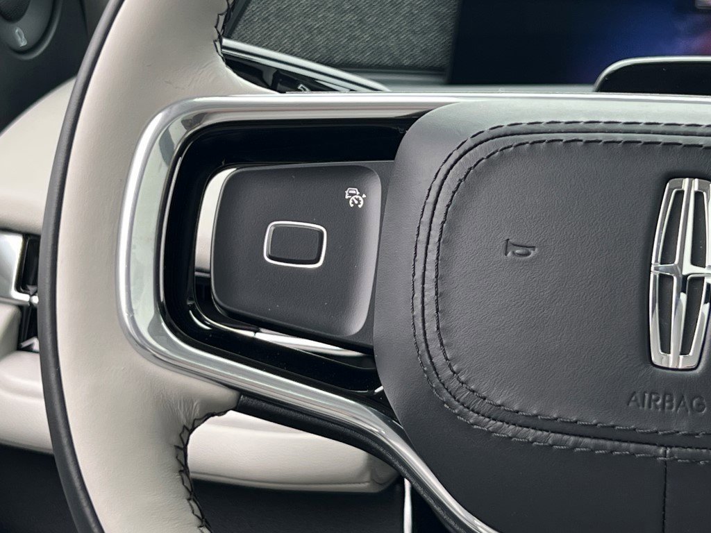 New 2026 Lincoln Navigator Reserve image 20