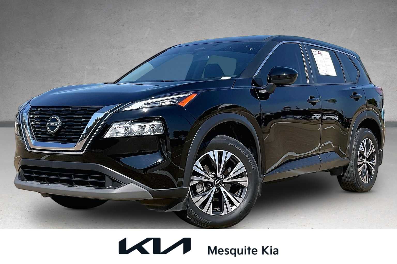 Used 2023 Nissan Rogue SV