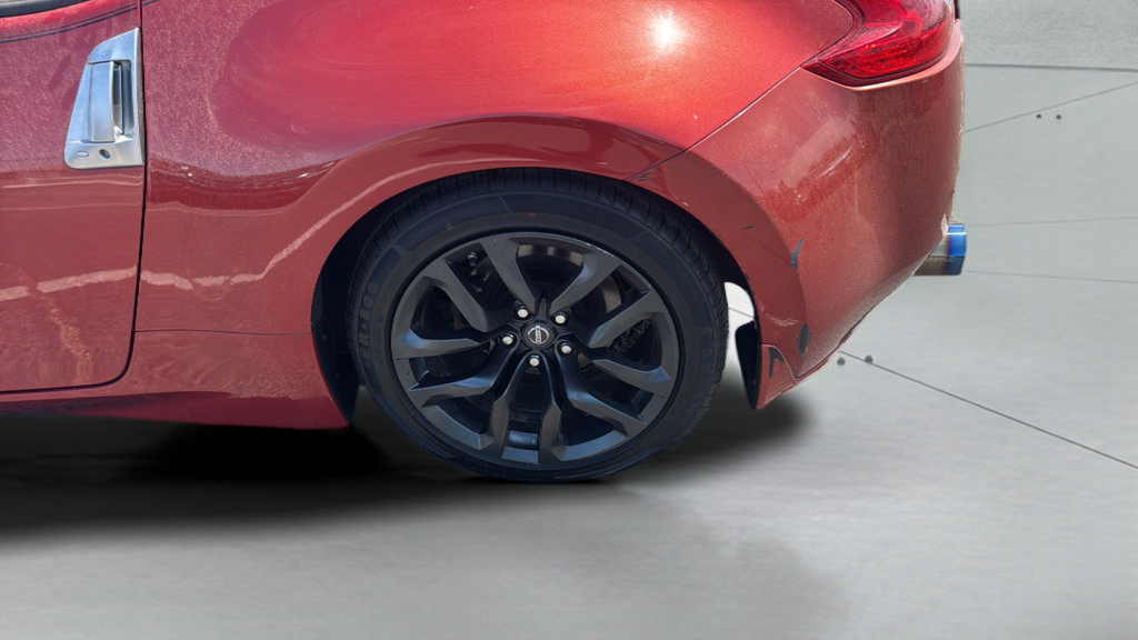 Used 2016 Nissan 370Z Coupe RWD image 37