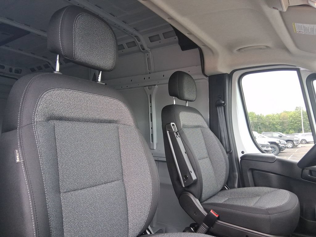 New 2026 RAM ProMaster 1500 w/ Convenience Group FWD image 32