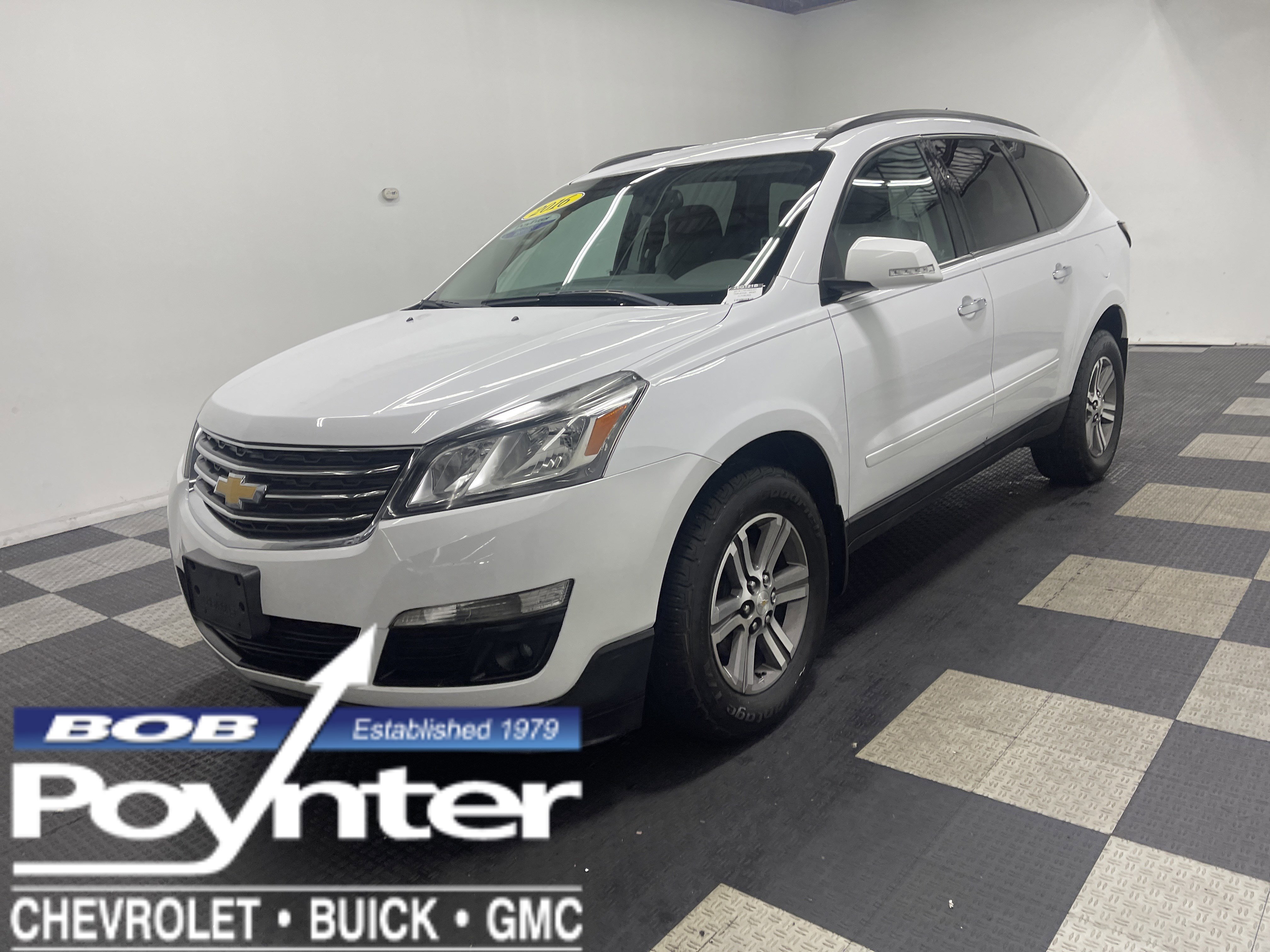 Used 2016 Chevrolet Traverse LT