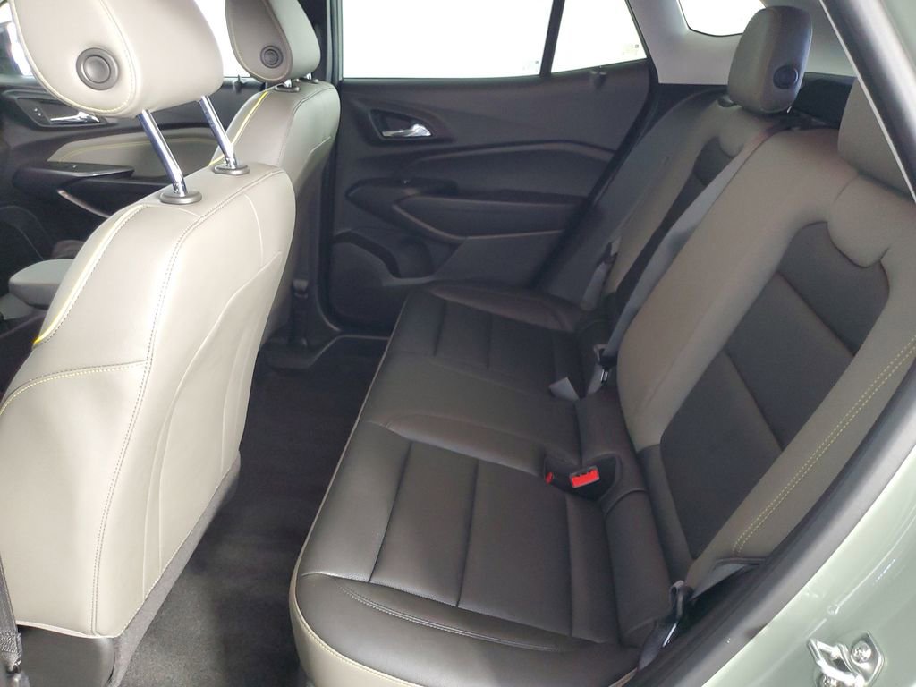 Used 2026 Chevrolet Trax ACTIV image 13