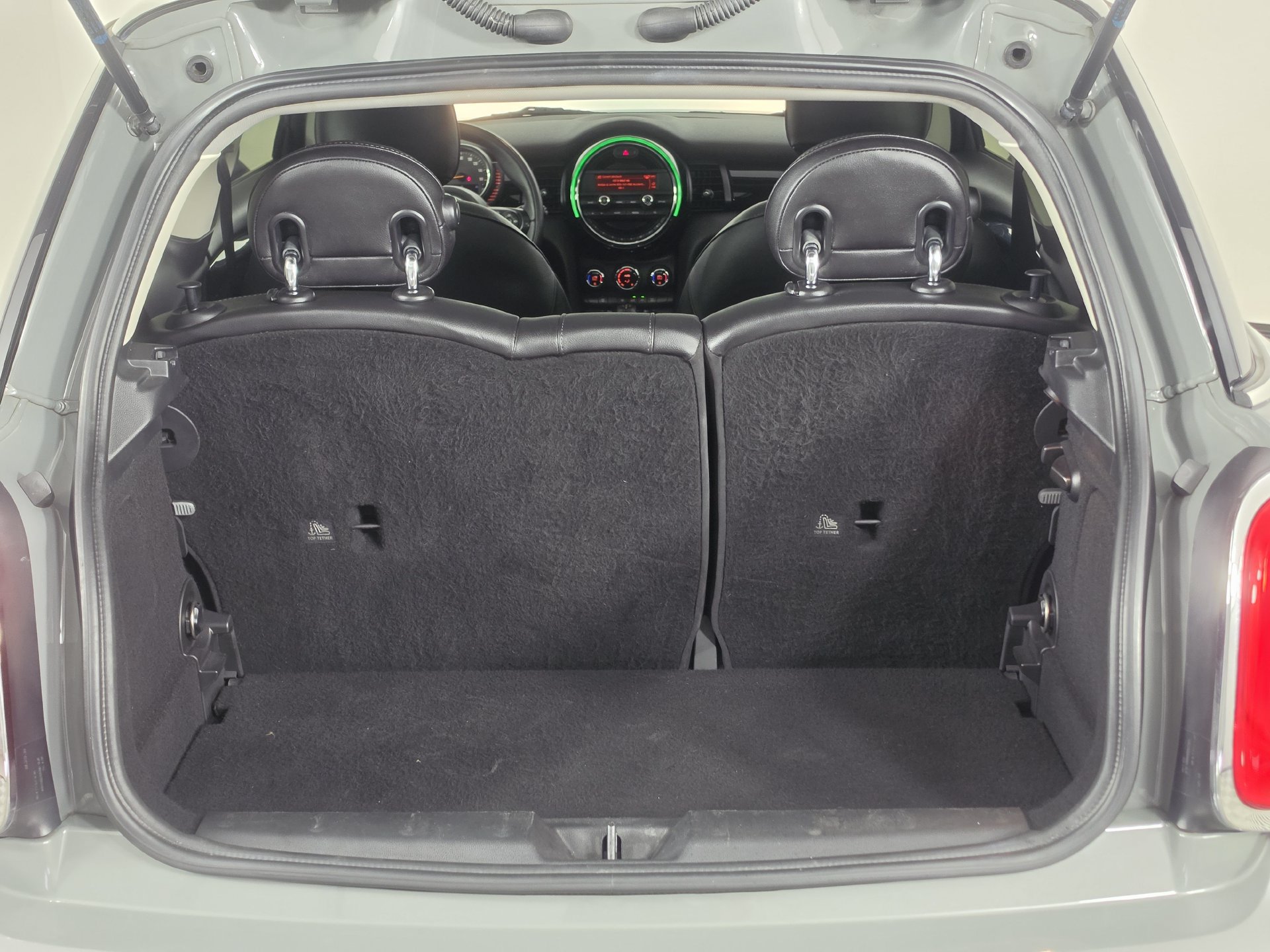 Used 2016 MINI Cooper 2-Door Hardtop FWD image 36