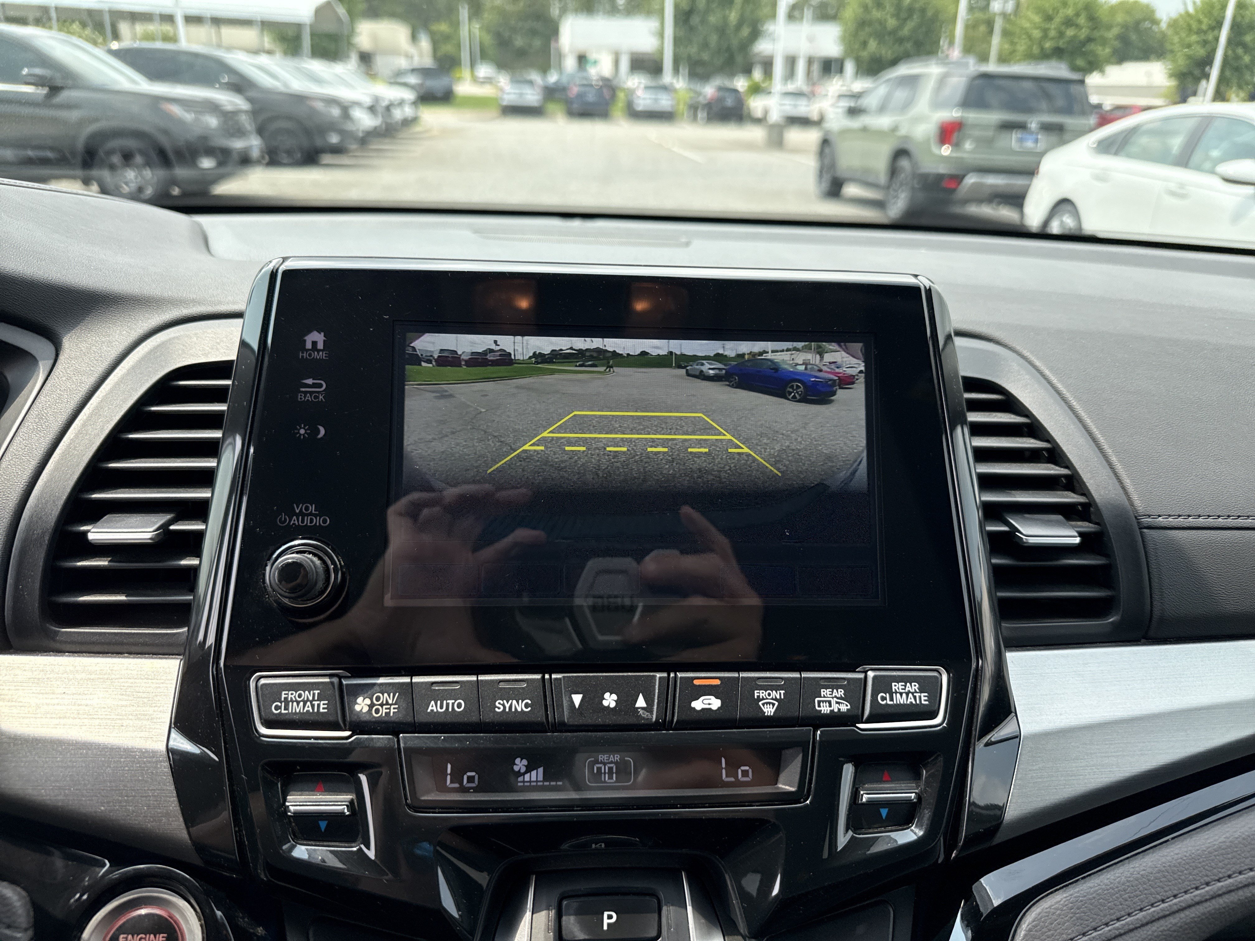 Certified 2024 Honda Odyssey Touring image 25