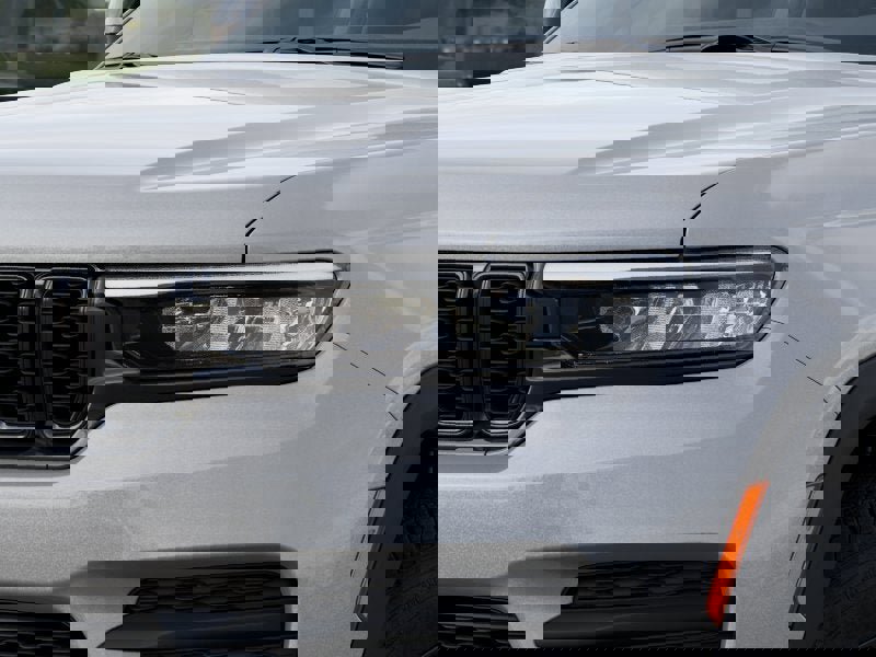 New 2025 Jeep Grand Cherokee Altitude image 25