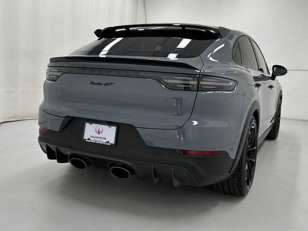 Used 2022 Porsche Cayenne Turbo GT image 6