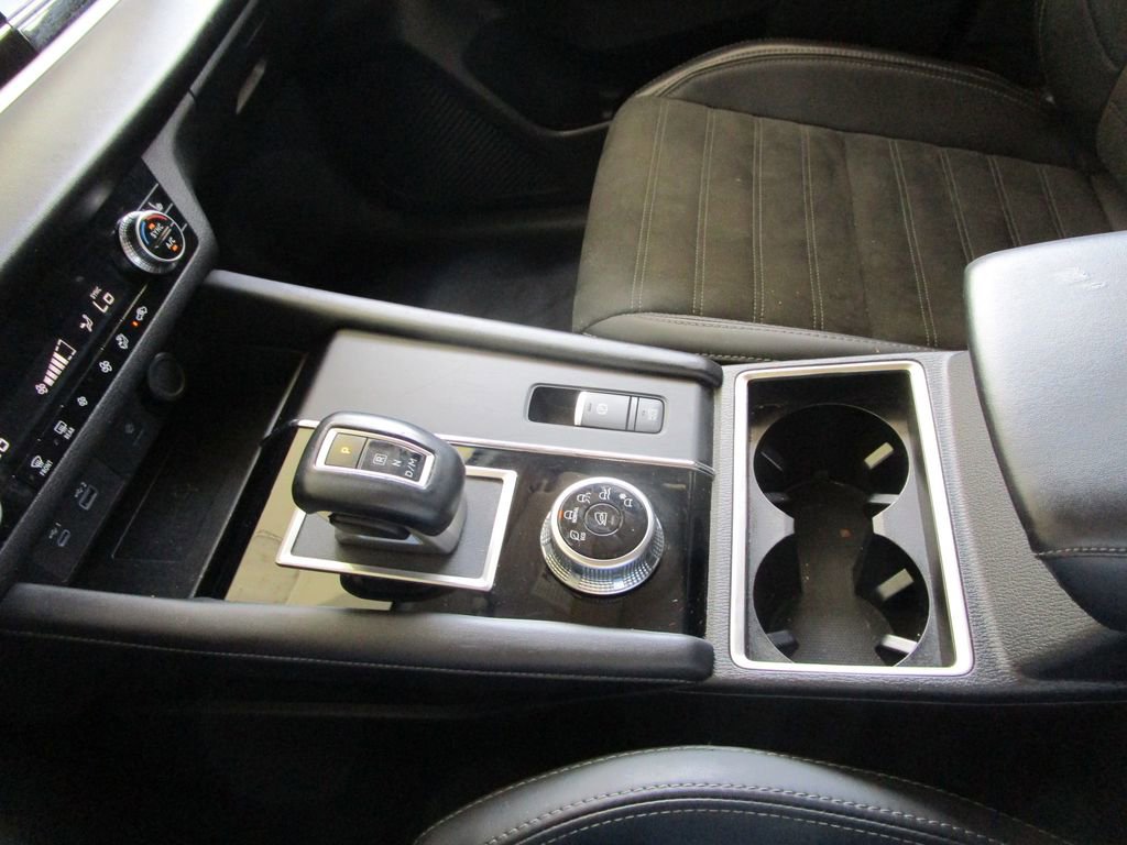 Used 2024 Mitsubishi Outlander SE image 37