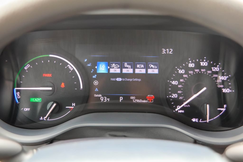 Used 2026 Toyota Sienna LE FWD image 15