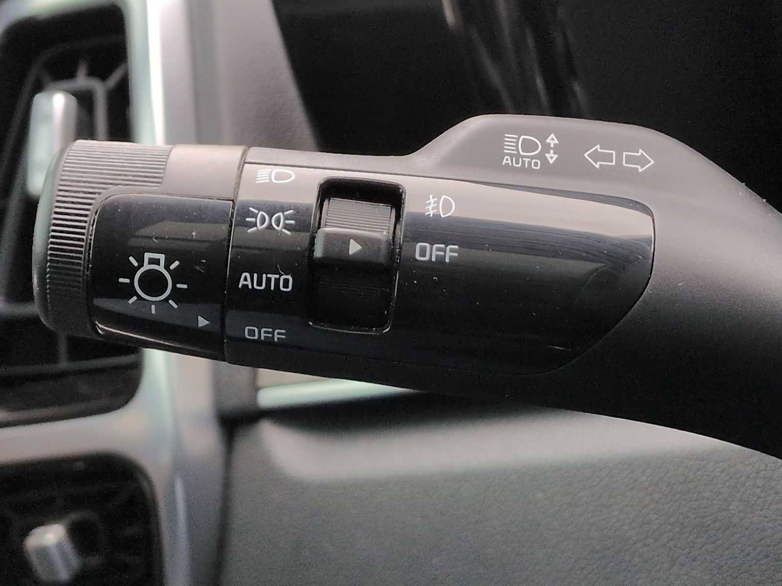 Used 2021 Kia Sorento SX Prestige image 28