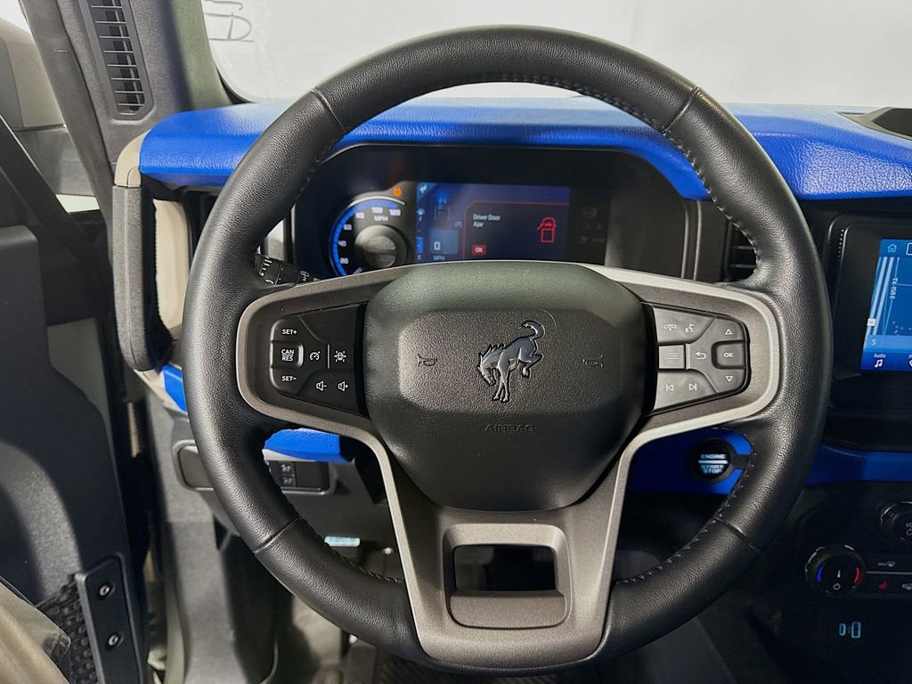 Used 2022 Ford Bronco Wildtrak AWD/4WD image 12