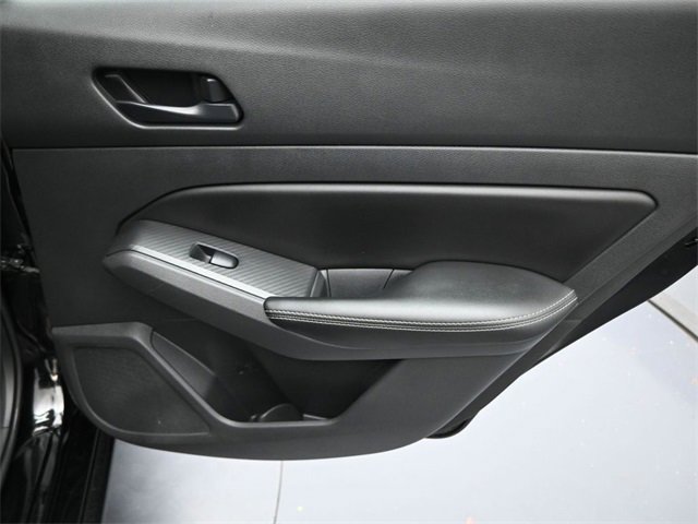 Used 2024 Nissan Altima 2.5 SV image 25