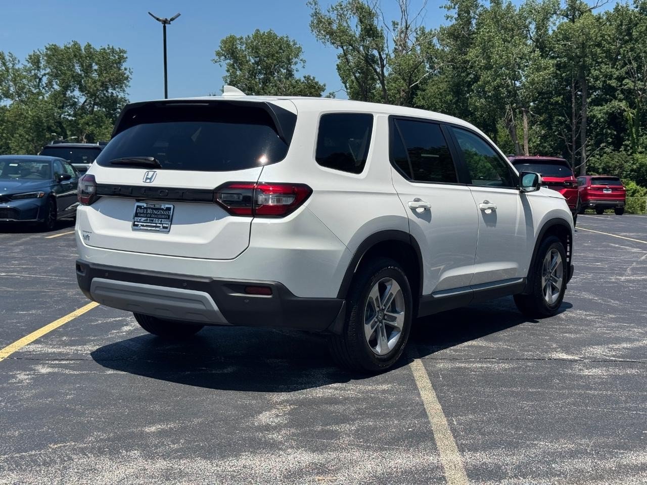 Certified 2025 Honda Pilot EX-L image 4
