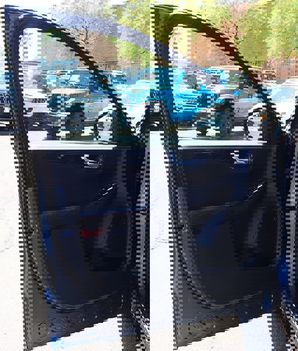 Used 2023 Ford Escape ST-Line image 37