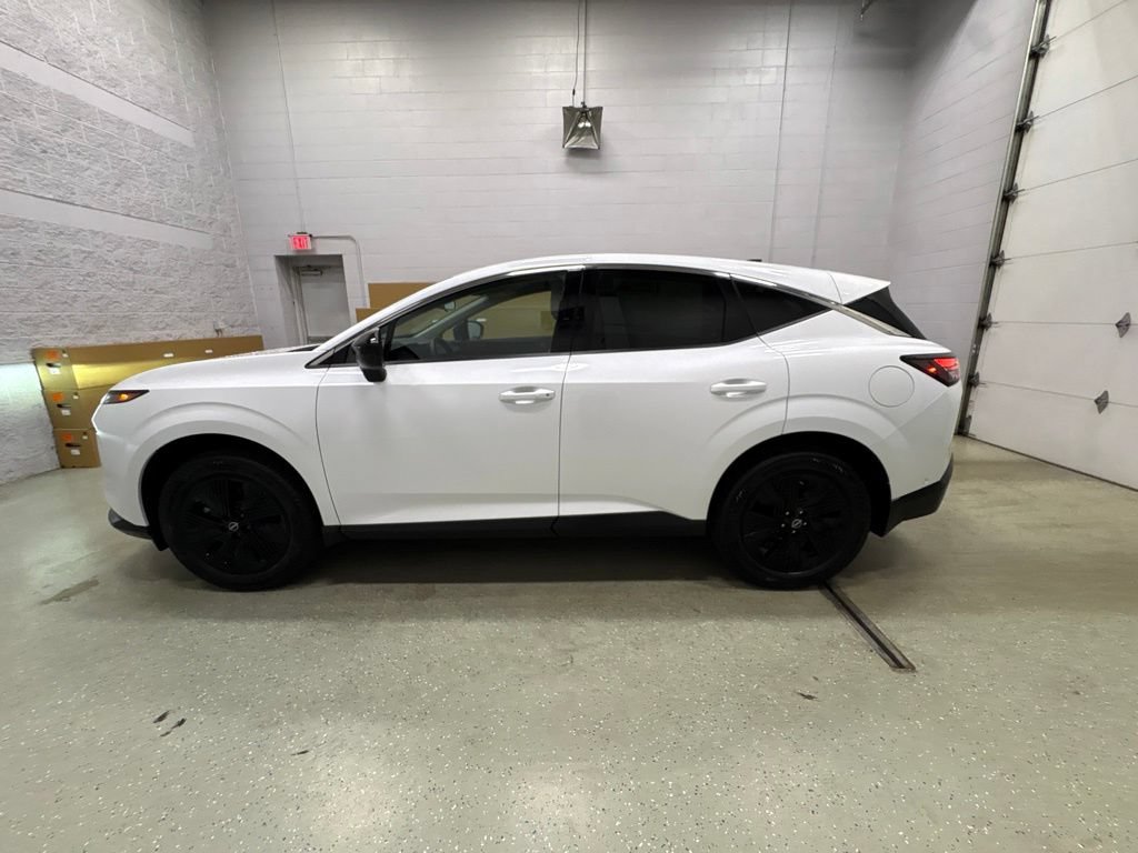 Used 2025 Nissan Murano SV AWD/4WD image 7