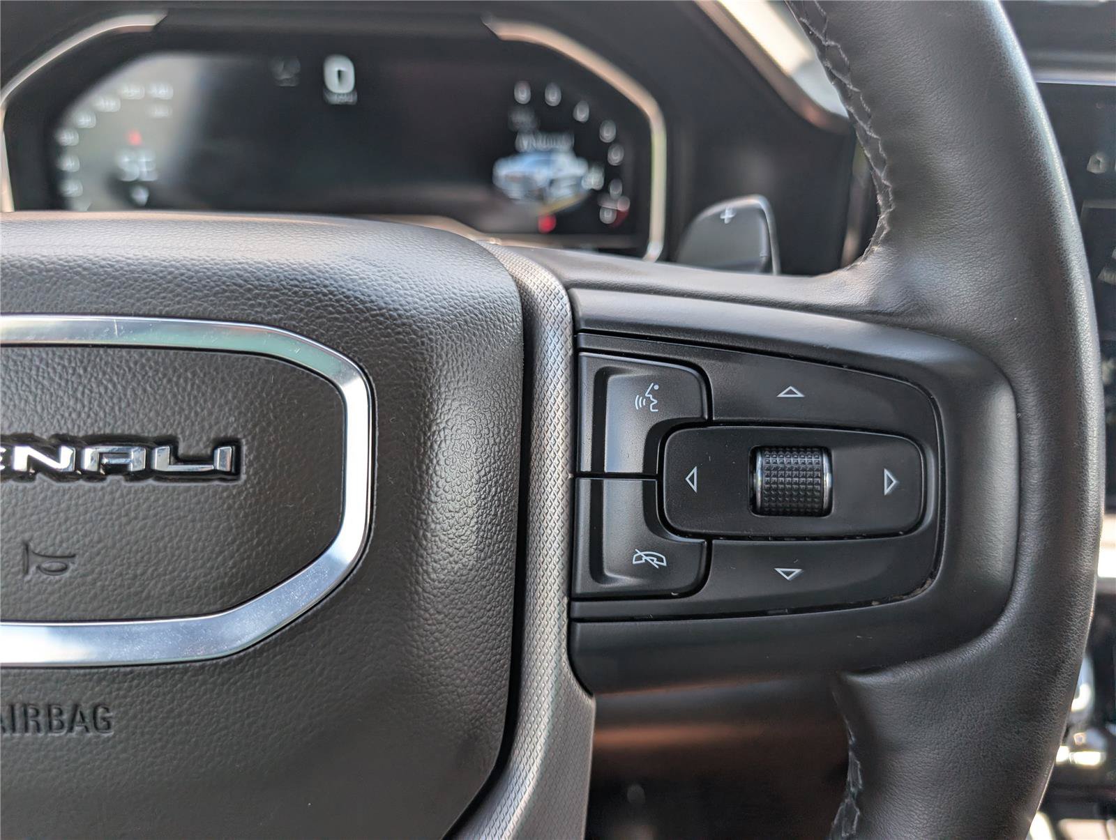 Used 2024 GMC Sierra 1500 Denali w/ Technology Package AWD/4WD image 25