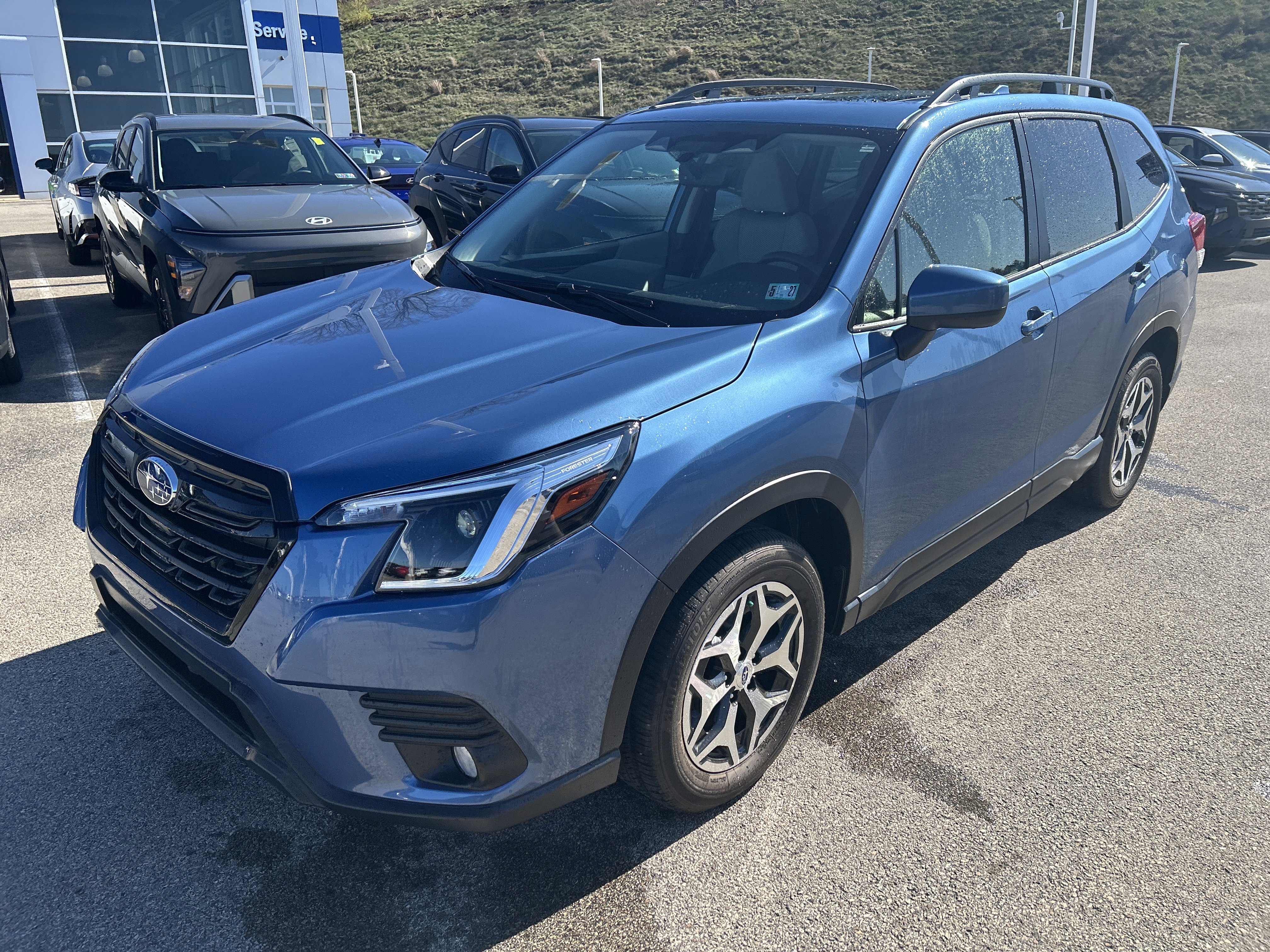 Certified 2023 Subaru Forester Premium AWD/4WD image 23