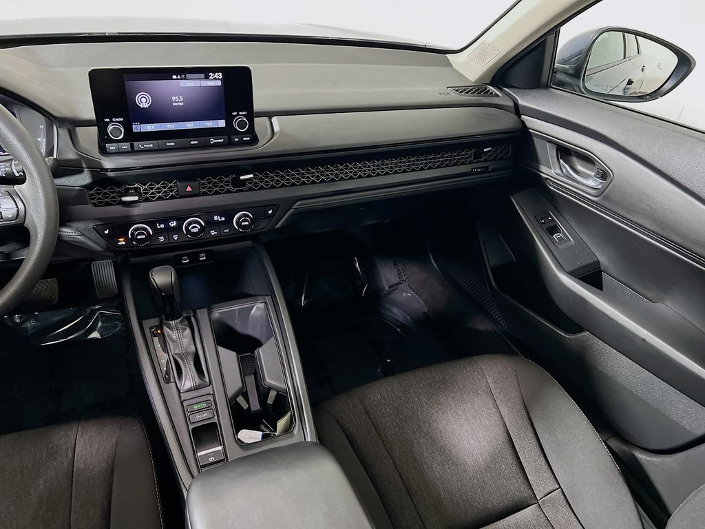 Used 2024 Honda Accord EX image 21