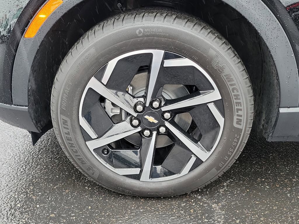 Used 2026 Chevrolet Equinox EV LT image 23