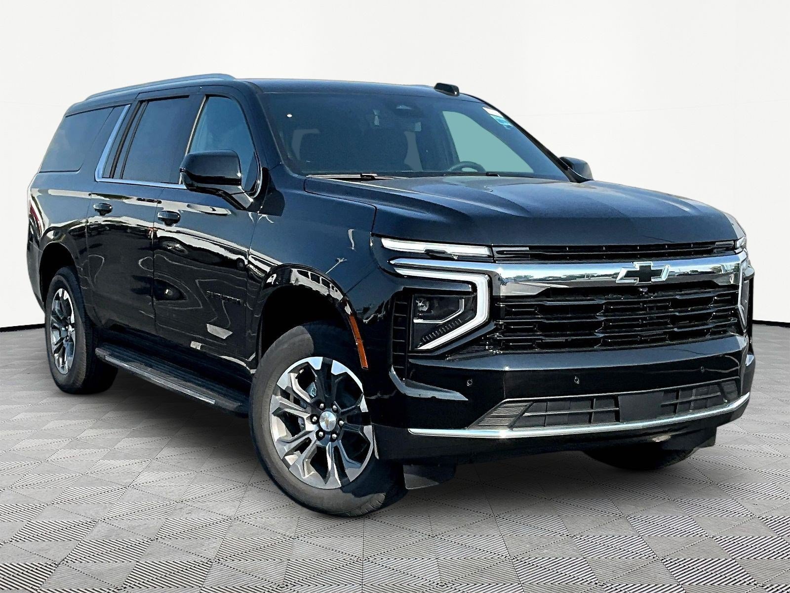 New 2026 Chevrolet Suburban LS w/ LPO, Dark Essentials Package AWD/4WD image 3