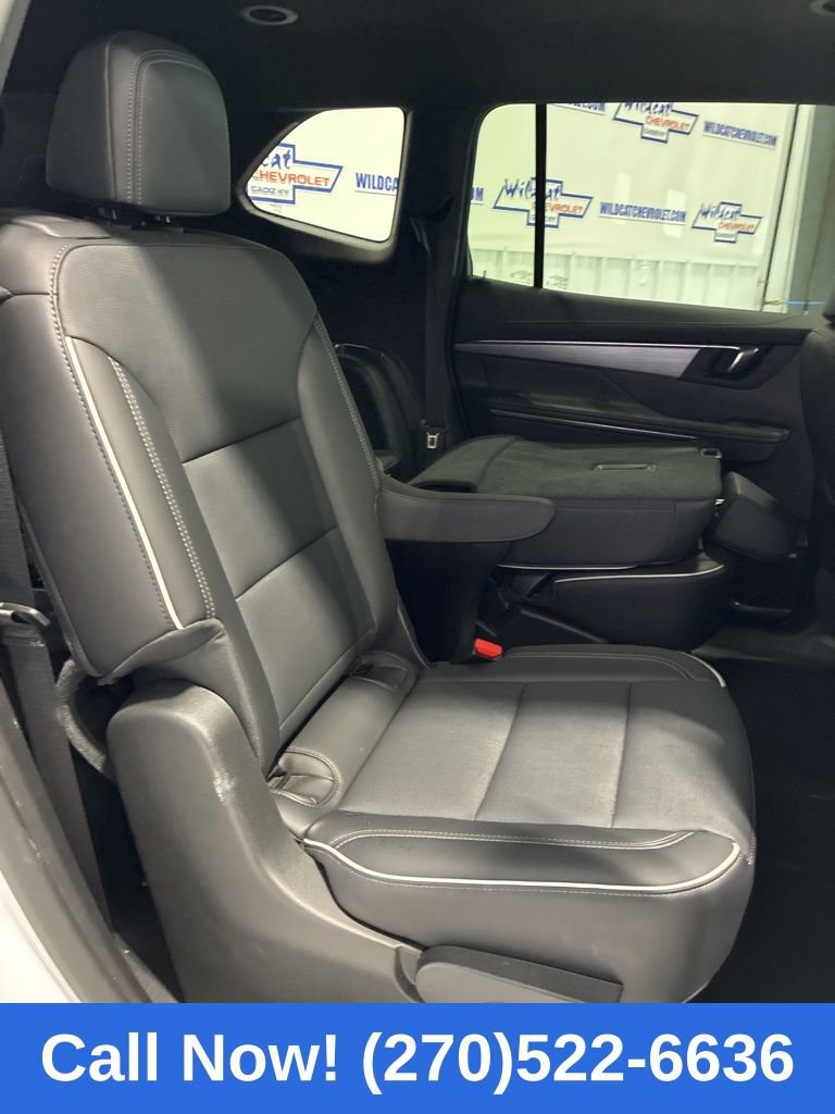 Used 2025 Buick Enclave Preferred image 44