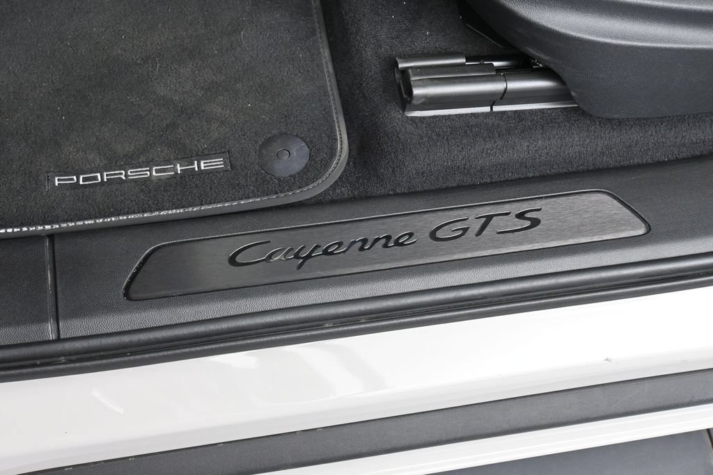 Certified 2023 Porsche Cayenne GTS AWD/4WD image 16