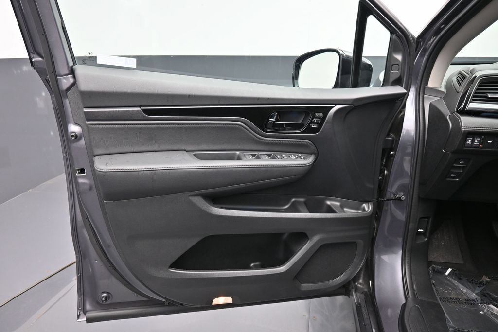 Certified 2026 Honda Odyssey Elite image 18