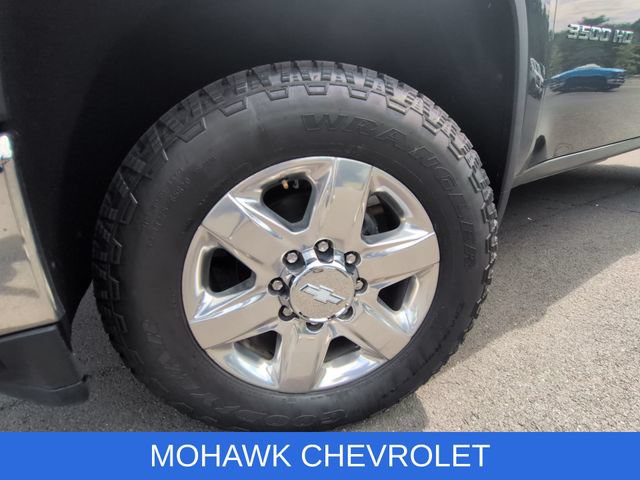 Used 2020 Chevrolet Silverado 3500 LTZ w/ LTZ Premium Package AWD/4WD image 34