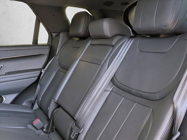 Used 2023 Land Rover Range Rover Sport SE AWD/4WD image 24