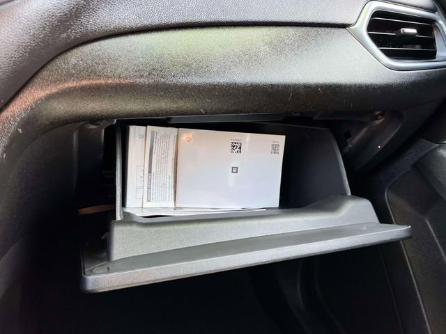 Used 2019 Chevrolet Equinox LT image 34