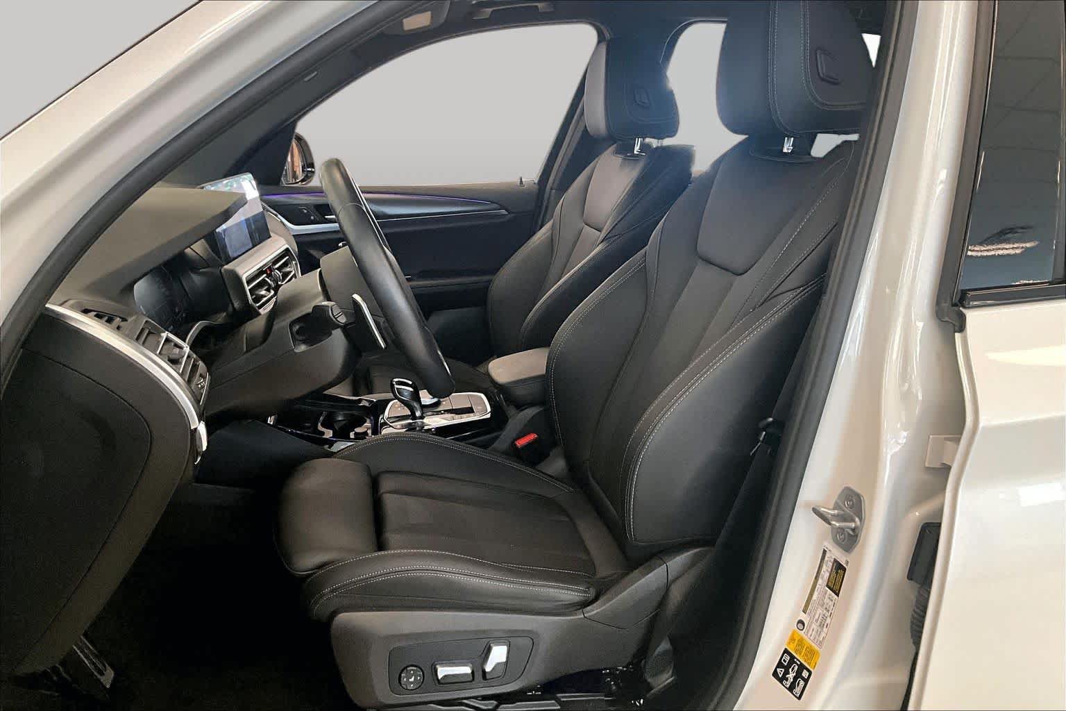 Used 2022 BMW X3 xDrive30i w/ M Sport Package 2 AWD/4WD image 7