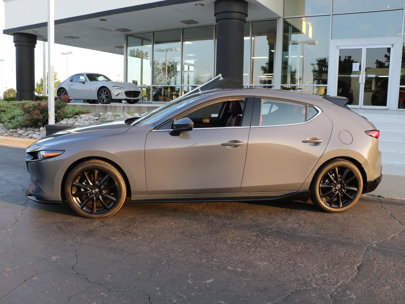 Certified 2026 MAZDA MAZDA3 2.5 S Hatchback w/ Appearance Package FWD image 2