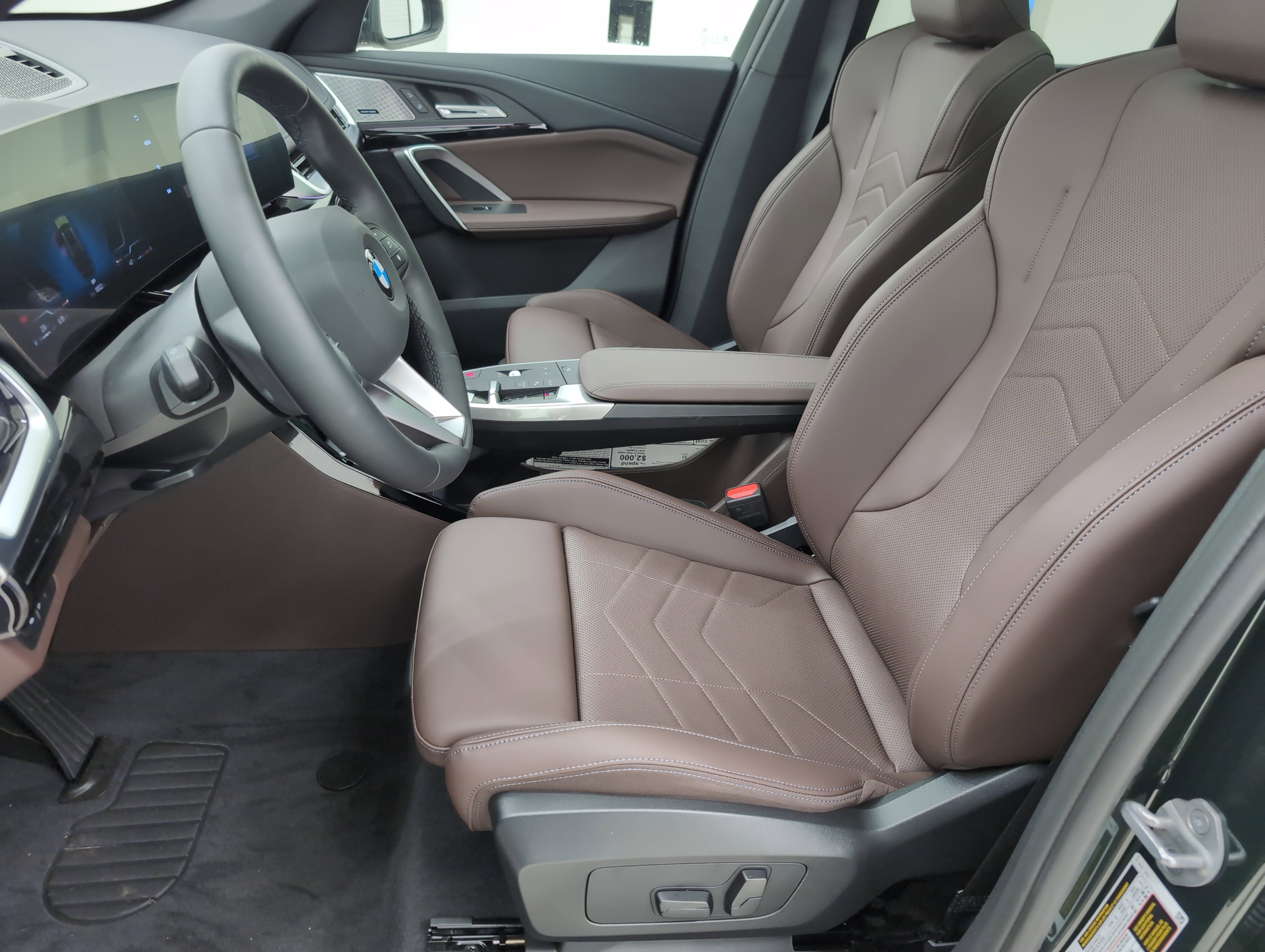 New 2025 BMW X1 xDrive28i w/ Premium Package image 13