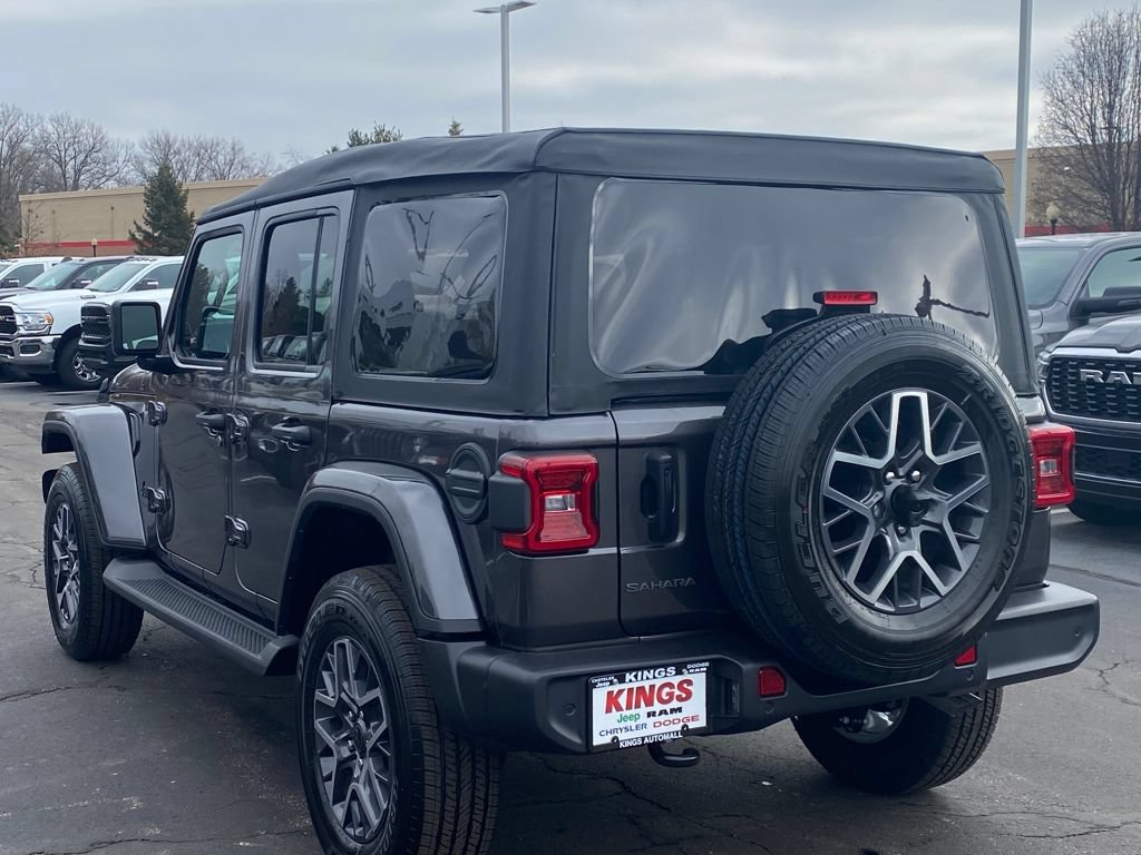 New 2026 Jeep Wrangler Unlimited Sahara AWD/4WD image 8