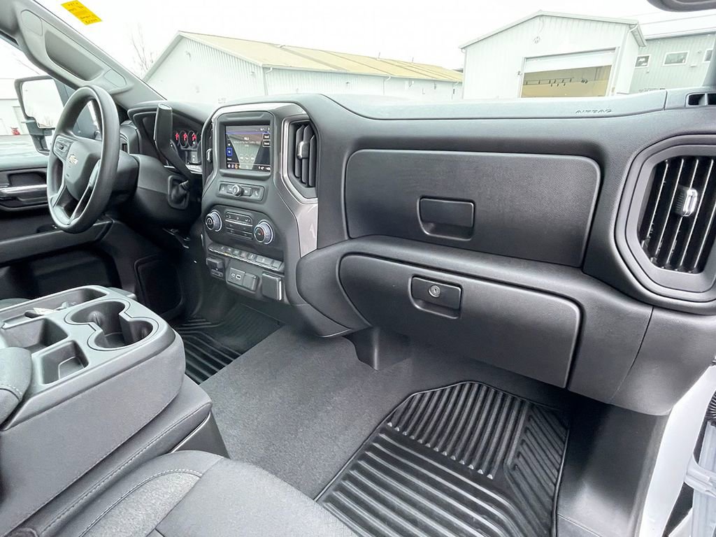 Used 2025 Chevrolet Silverado 2500 Custom w/ Custom Value Package image 27
